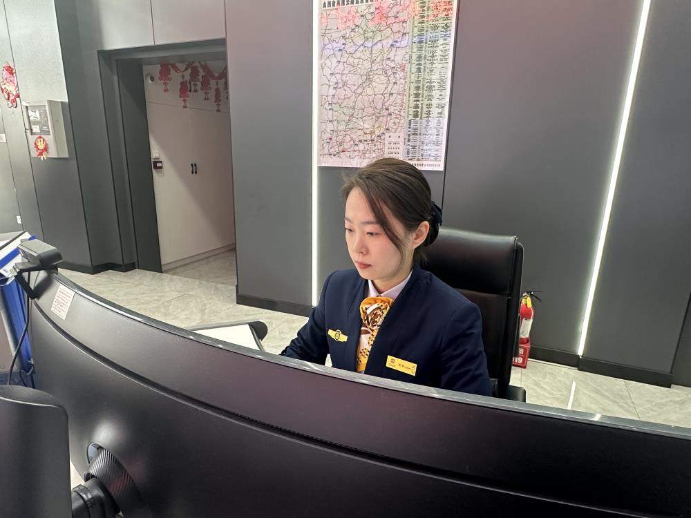 晋城公司：一线交控人 十七载坚守，织就高速公路清静网 (2).jpg